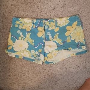 70s print flowered shorts